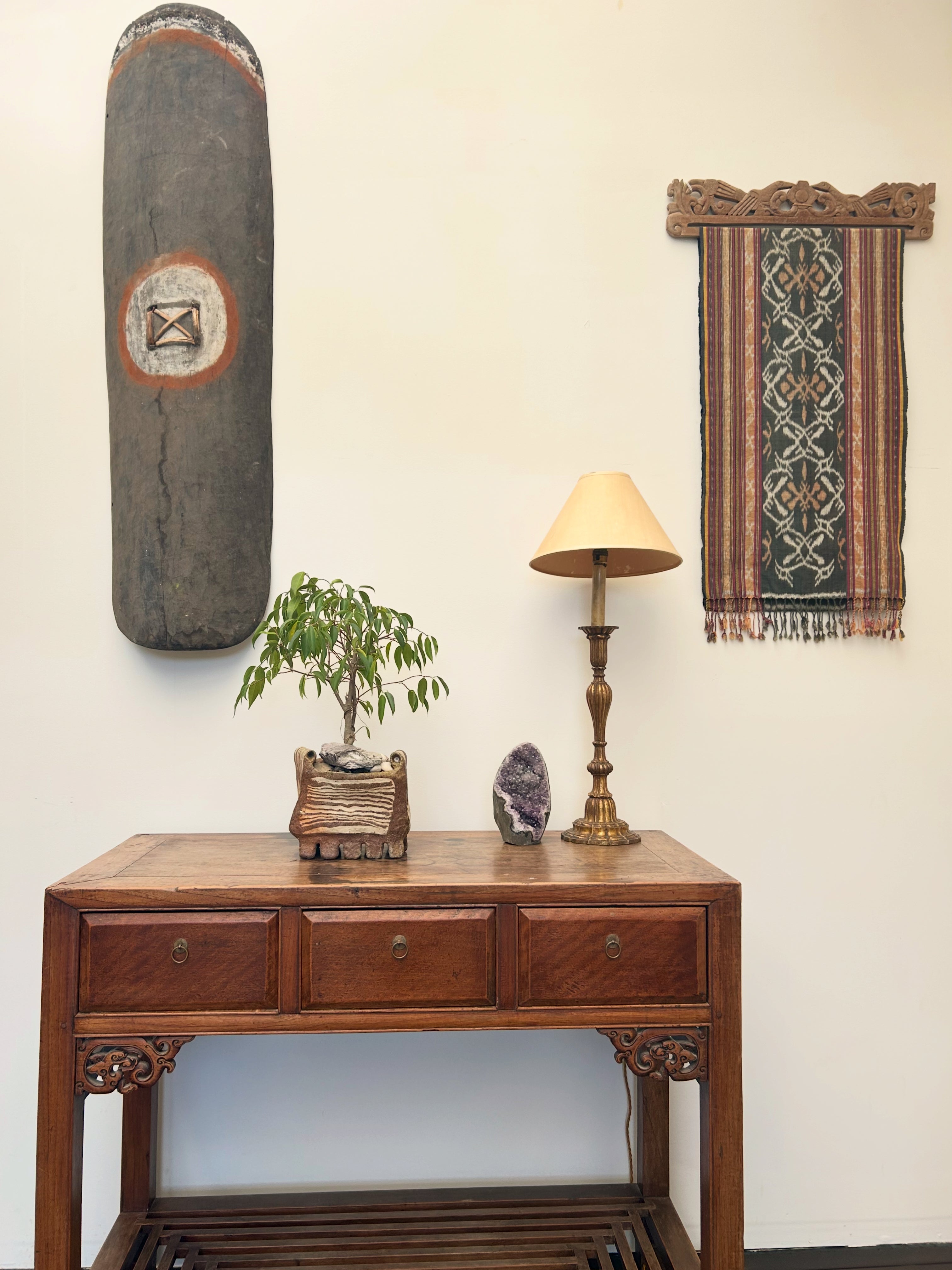 Papua New Guinea War shield c.1950s