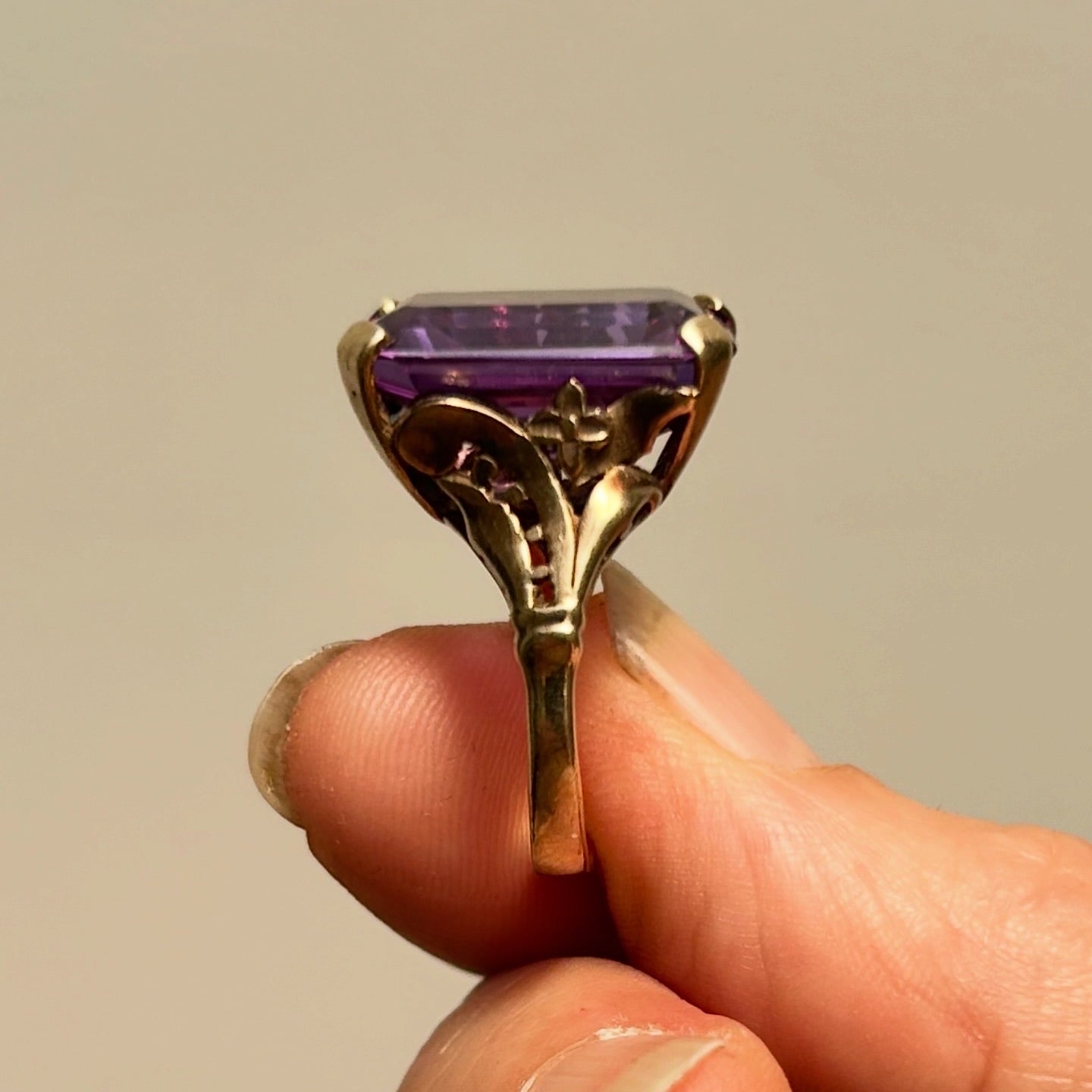 Square cut Amethyst set in 9Kt gold Ring