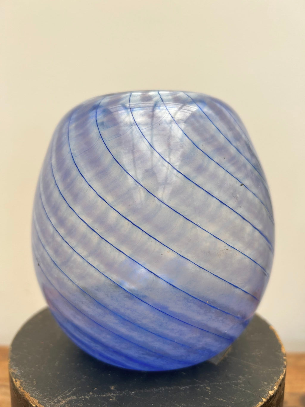 Alex Mitrovic Art Glass Vase 02