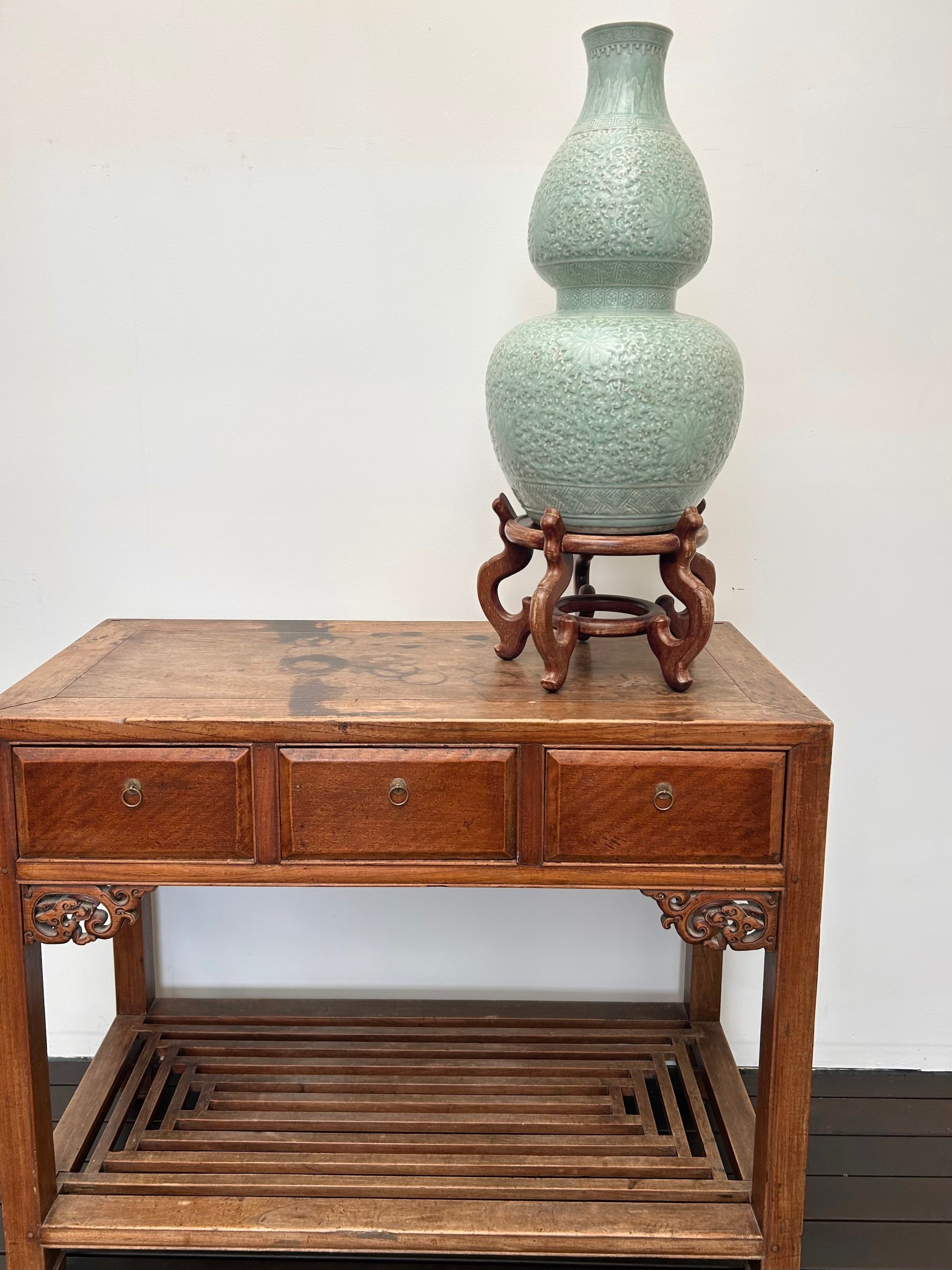 Large Chinese Celadon Double Gourd Ceramic Vase