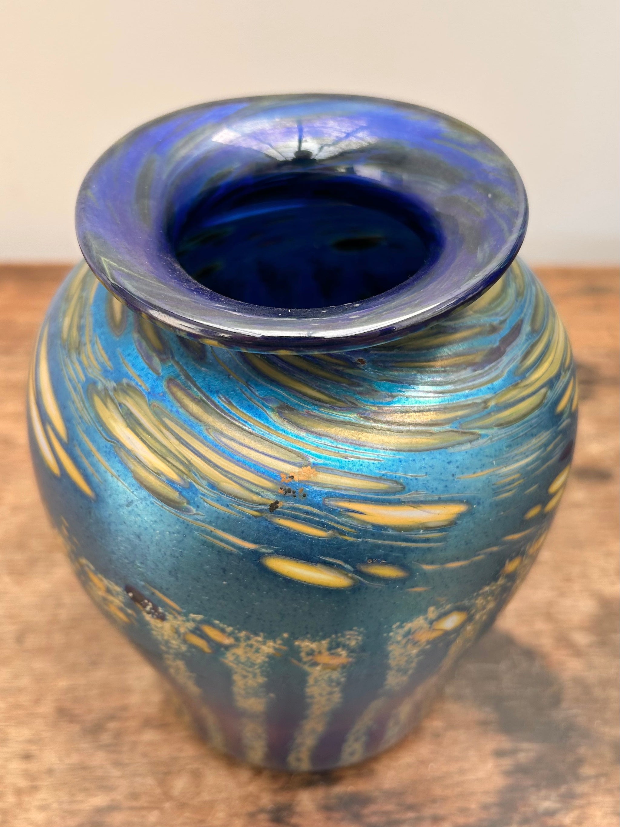Colin Heaney Art Glass Vase 02