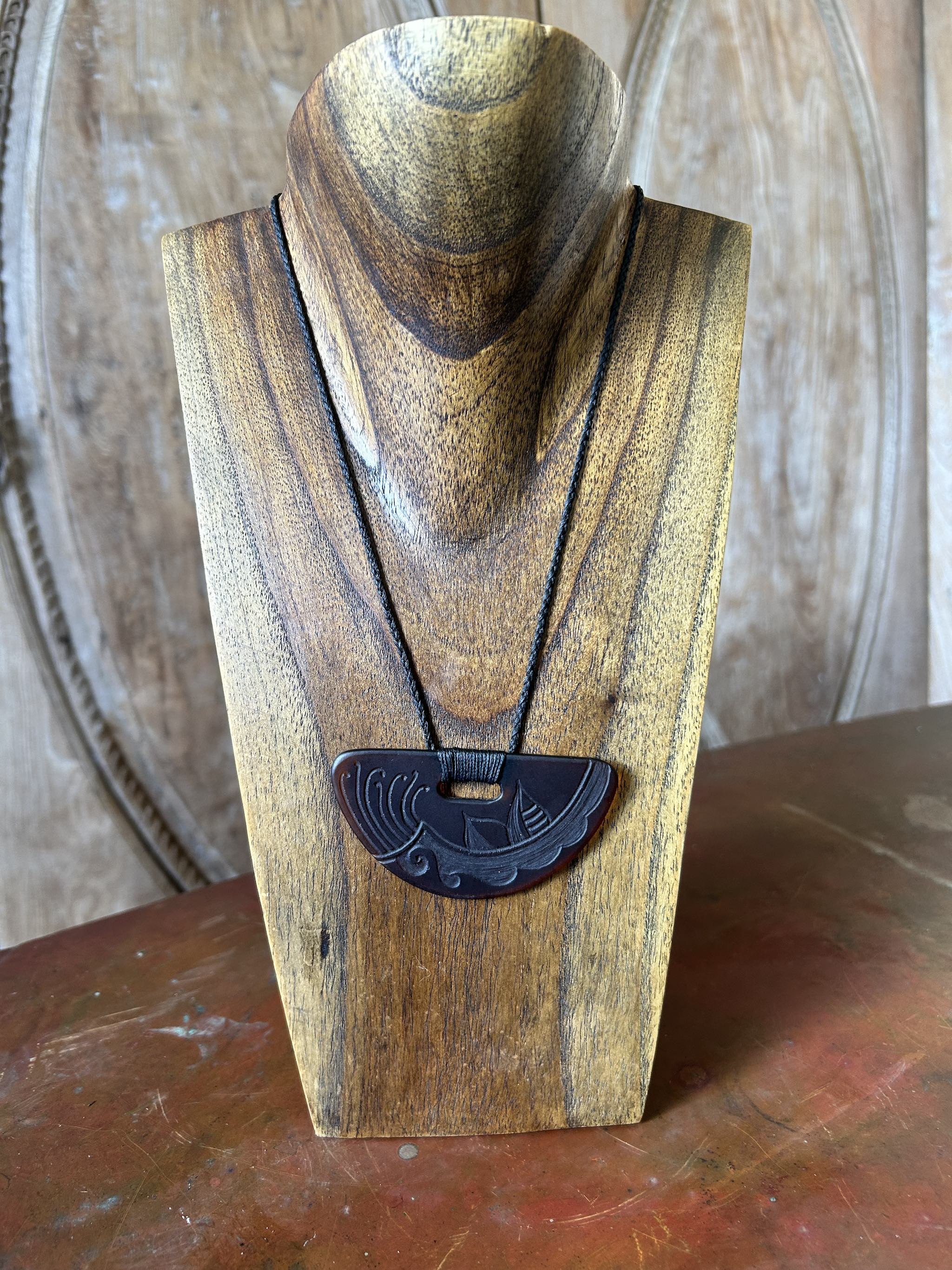 Judy Newton Engraved glass pendant Maori, New Zealand