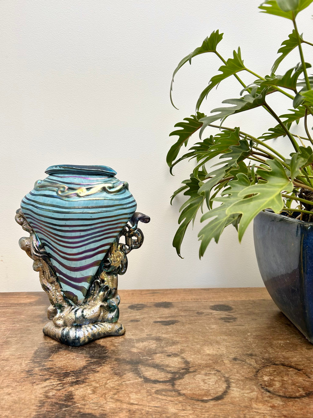 Loyd Murray Art Glass Vase