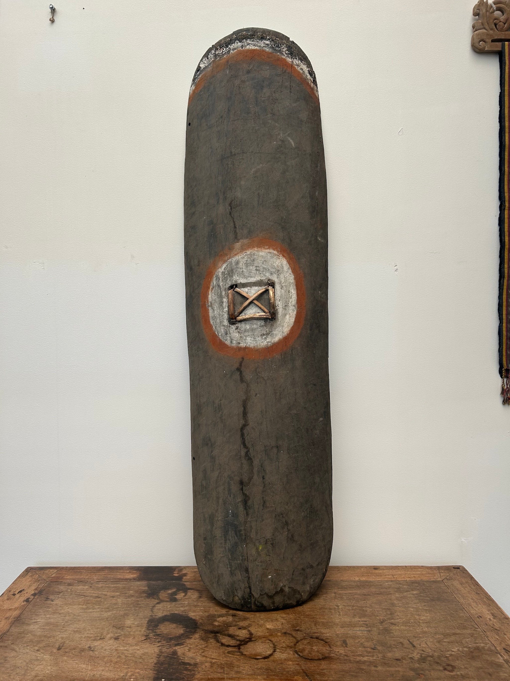 Papua New Guinea War shield c.1950s