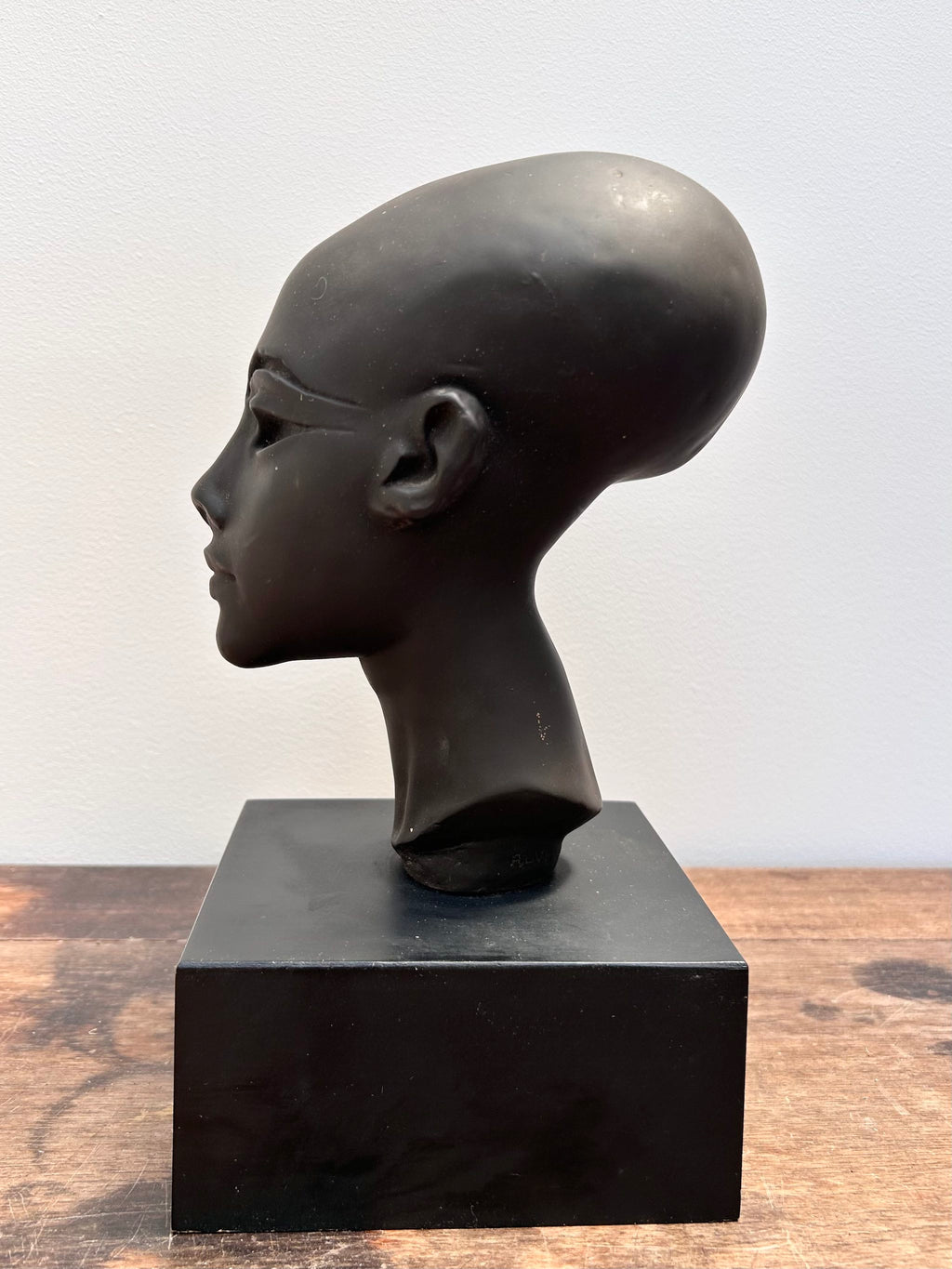 Queen Nefertiti Egyptian Bust